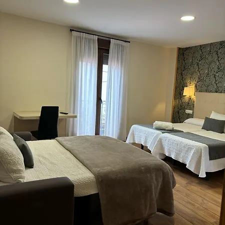 Molina Real Hotel 3*