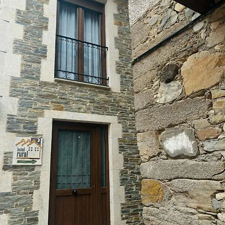 酒店 Molina Real 3*